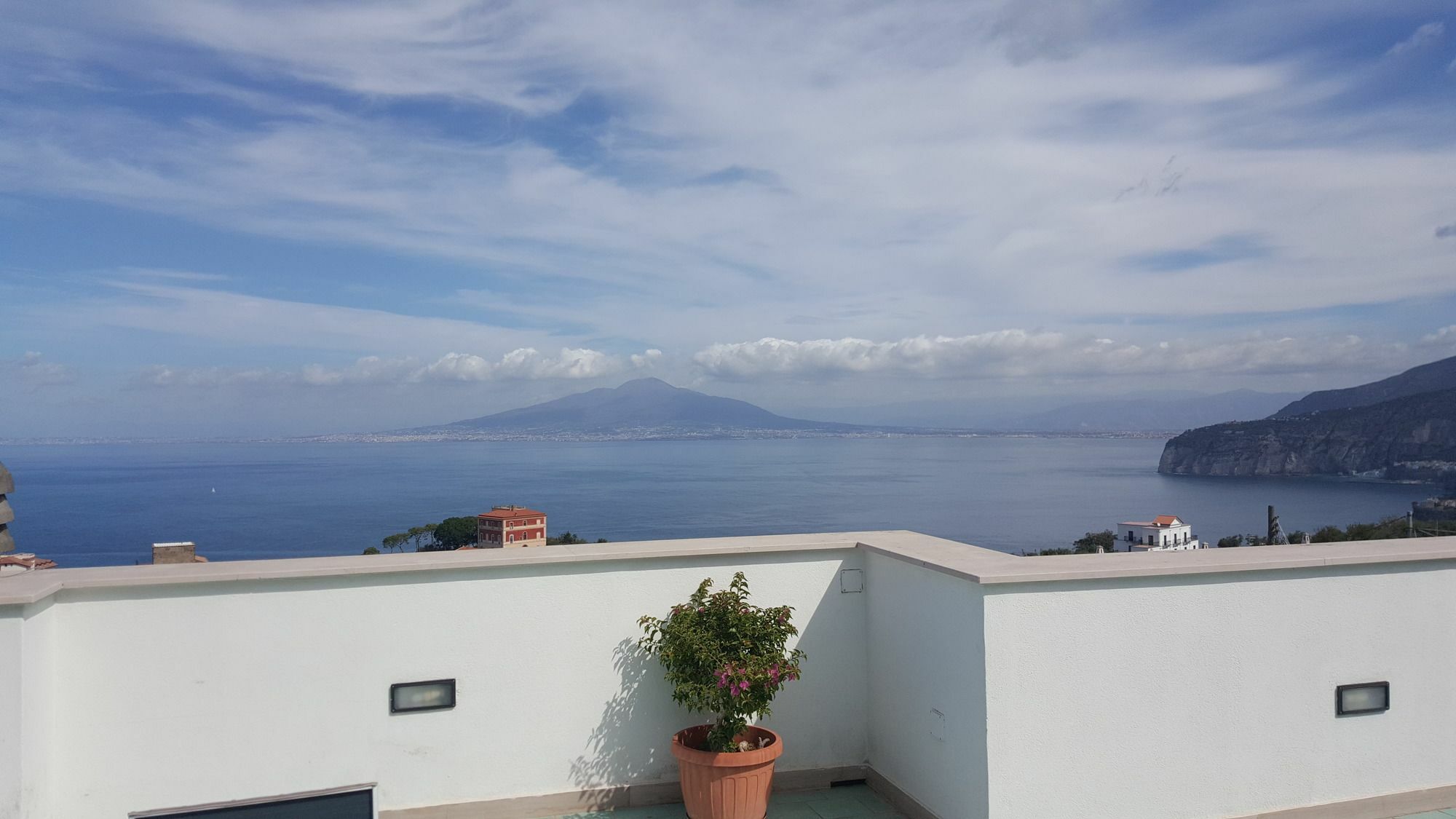 Sorrento Garden Exterior foto
